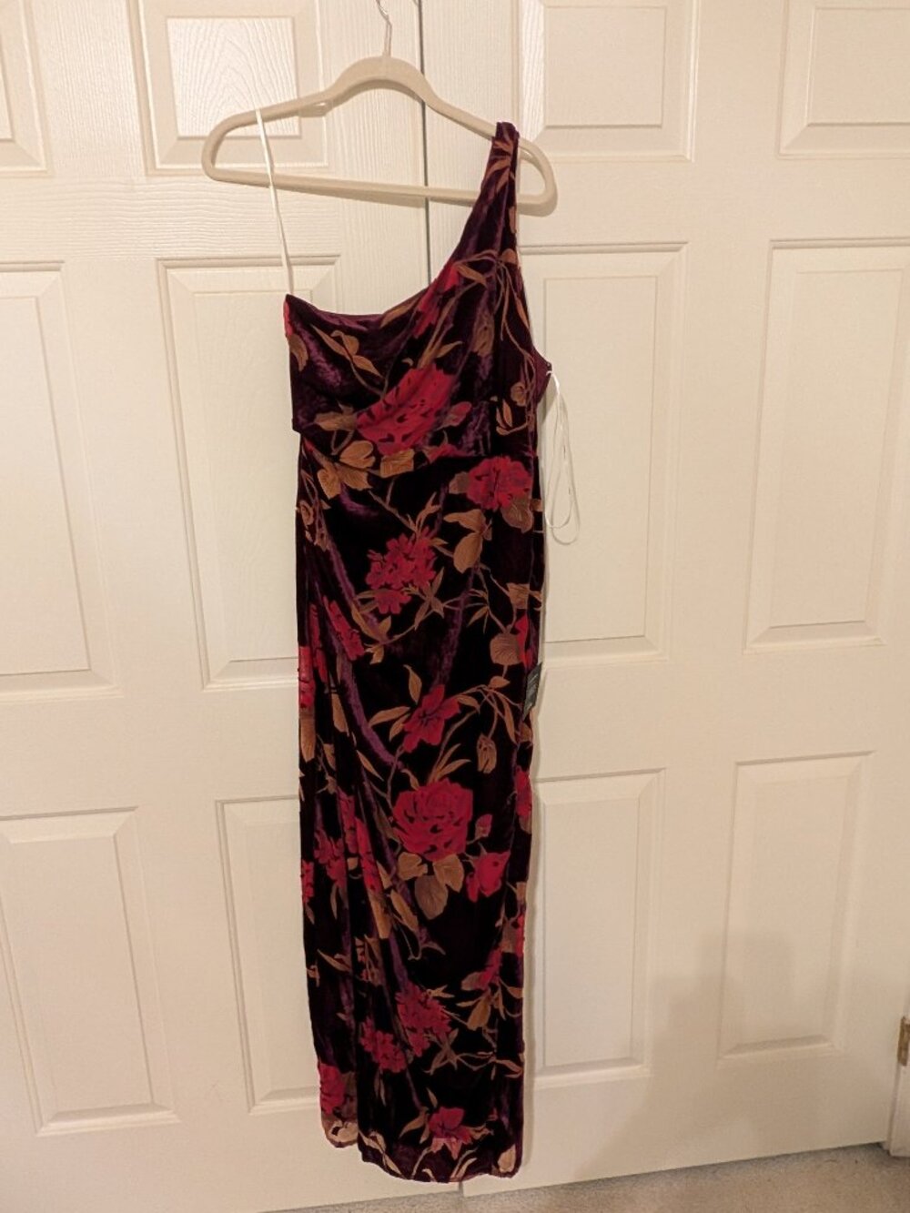 Lulus unreal awe burgundy floral burnout velvet one shoulder dress